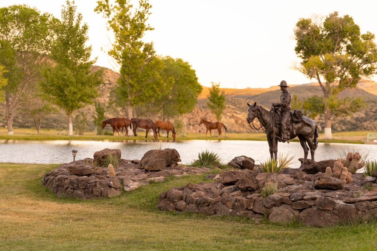 Cibolo Creek Ranch & Resort مارفا المظهر الخارجي الصورة